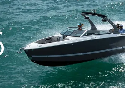 boot op het water met passagiers