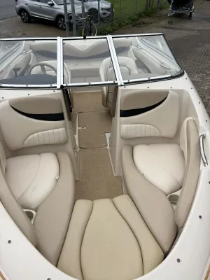 voorkant boot met zitgedeelte