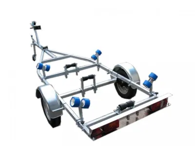 kantelbare boottrailer met rollen