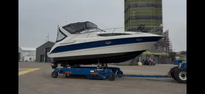 boot op trailer op werfterrein