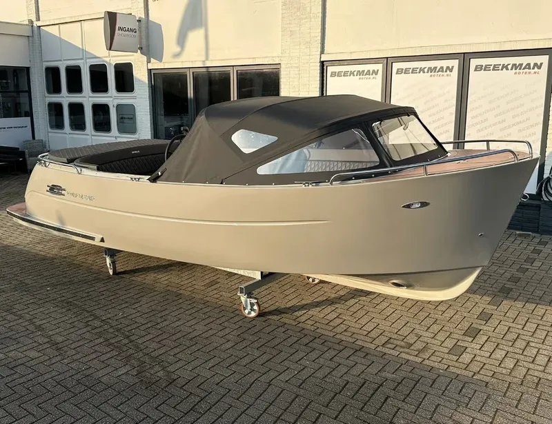 Primeur 710 Tender